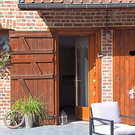 Au Coeur De La Lys Bed & Breakfast 3*